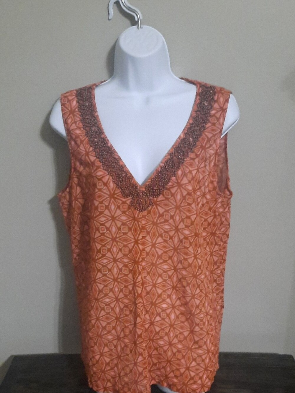 Tommy Bahama Orange Geometric V-Neck Beaded-Trim Blouse - Picture 4 of 6